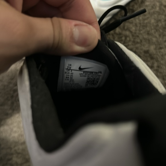 Nike 270 - Picture 4 of 5